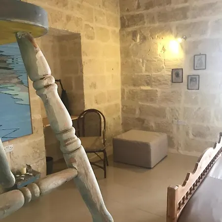Dar Il-hena Organic Għasri