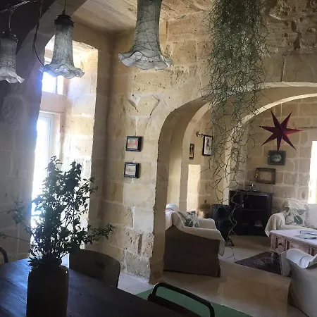 Dar Il-hena Organic Panzió Għasri